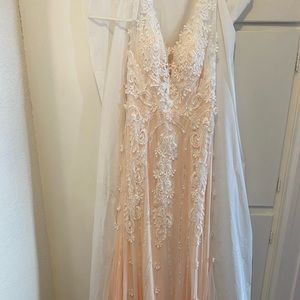 Wedding dress gently worn . 500 & shipping or best offer